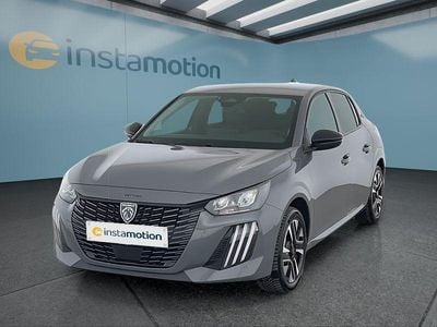 Usata Peugeot e-208 Allure 100 kW (136 CV) 2025 Grigio Utilitaria