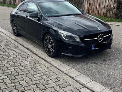 Mercedes CLA200