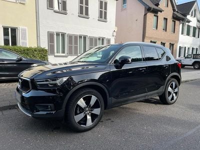 Gebraucht Volvo XC40 Momentum 163 PS (119 kW) 2020 Schwarz SUV