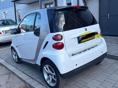Gebraucht Smart ForTwo Coupé 71 PS (52 kW) 2009 Weiß Coupé