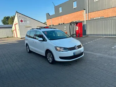 Gebraucht VW Sharan Comfortline 140 PS (102 kW) 2015 Weiß Van / Kleinbus