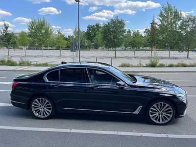 BMW 730