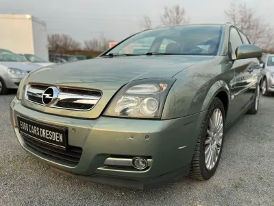 Usata Opel Signum Edition 155 CV (114 kW) 2005 Utilitaria