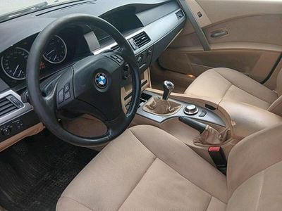 Gebraucht BMW 560L 138 PS (101 kW) 2004 Grau Limousine