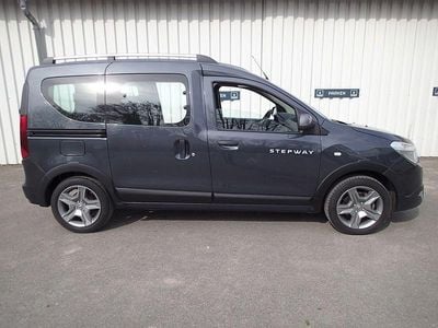 Gebraucht Dacia Dokker Stepway 131 PS (96 kW) 2021 Grau Van / Kleinbus
