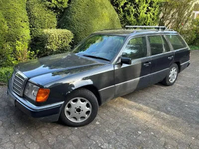Gebraucht Mercedes 300 280 PS (205 kW) 1992 Grau Kombi
