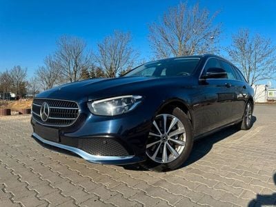 Mercedes E200