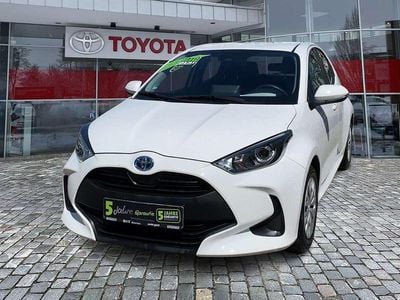 Second-hand Toyota Yaris Hybrid Comfort 116 CP (85 kW) 2022 Alb Hatchback