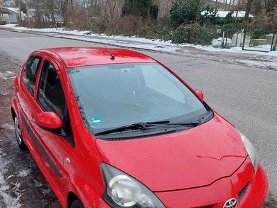 Usata Toyota Aygo 60 CV (44 kW) 2007 Rosso Utilitaria
