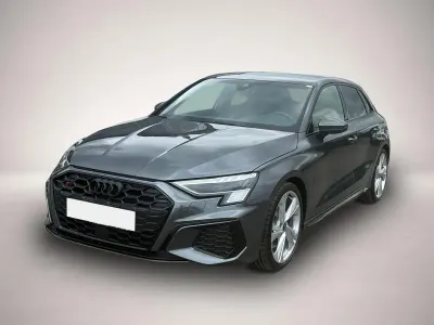 Gebraucht Audi S3 Ambiente 310 PS (228 kW) 2024 Manufacturer Limousine