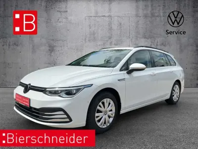 Gebraucht VW Golf VIII Pro 150 PS (110 kW) 2023 Weiss Kombi