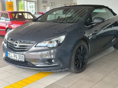 Gebraucht Opel Cascada Edition 120 PS (88 kW) 2013 Grau Cabrio