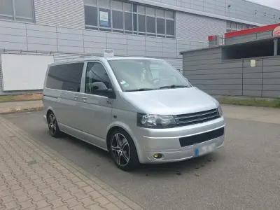 Gebraucht VW Multivan 140 PS (102 kW) 2012 Silber Van / Kleinbus