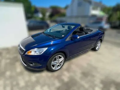 Gebraucht Ford Focus Cabriolet Trend 145 PS (106 kW) 2008 Blau Cabrio