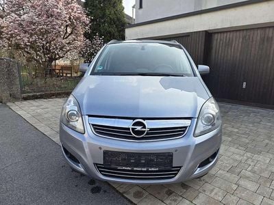 Usata Opel Zafira Innovation 125 CV (91 kW) 2010 Argento Monovolume