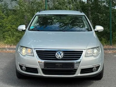 Gebraucht VW Passat 160 PS (117 kW) 2009 Silber Kombi