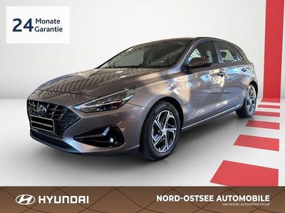 Braun Gebraucht 2021 Hyundai i30 Trend Limousine | 19.290 € (Fairer Preis)