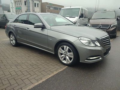Usata Mercedes E200 184 CV (135 kW) 2010 Grigio Berlina