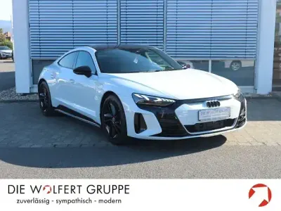 Gebraucht Audi e-tron GT quattro Ambiente 350 kW (476 PS) 2023 Suzukagrau metallic Limousine