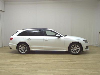 Gebraucht Audi A4 Advanced 204 PS (150 kW) 2023 Weiss Kombi