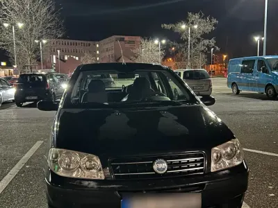 Gebraucht Fiat Punto 67 PS (49 kW) 2005 Schwarz Kleinwagen