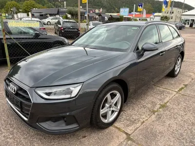 Gebraucht Audi A4 Basis 163 PS (119 kW) 2024 Manhattangrau (metallic) Kombi