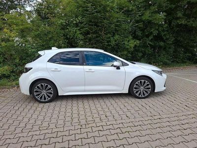 Gebraucht Toyota Corolla Team 116 PS (85 kW) 2020 Weiß Limousine