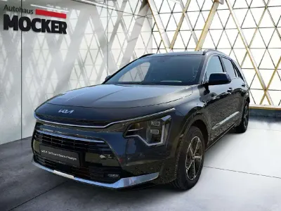 Gebraucht Kia Niro Vision 141 PS (103 kW) 2024 Interstellar grau metallic SUV