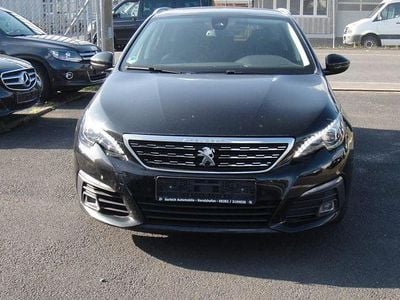Gebraucht Peugeot 308 SW Allure 120 PS (88 kW) 2018 Schwarz Kombi