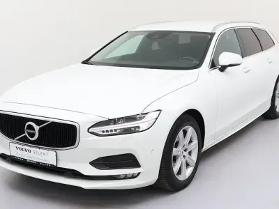 Gebraucht Volvo V90 Momentum 190 PS (139 kW) 2018 Ice white Kombi