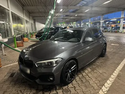 Brugt BMW 118 Shadowline 136 HK (100 kW) 2019 Grå Hatchback