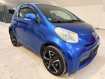 Toyota iQ