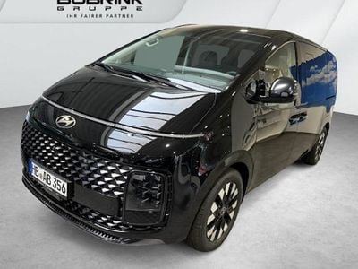 Usado Hyundai Staria Signature 225 HP (165 kW) 2025 Preto Monovolume