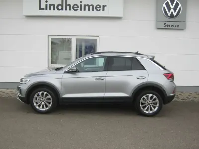 Neu VW T-Roc Pro 150 PS (110 kW) 2026 Pyritsilber met. SUV