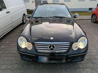Gebraucht Mercedes C180 143 PS (105 kW) 2004 Schwarz Coupé