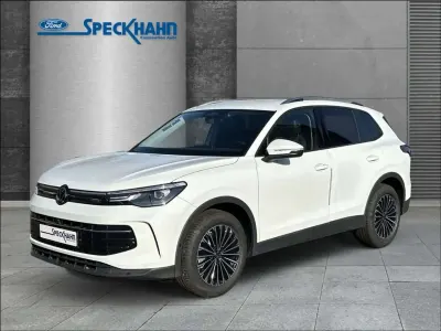 Gebraucht VW Tiguan Life 150 PS (110 kW) 2024 Weiss SUV