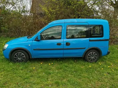 Brugt Opel Combo 65 HK (47 kW) 2003 Blå MPV