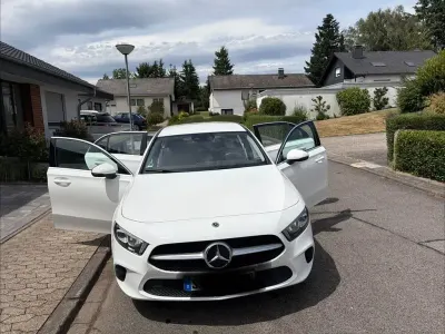 Gebraucht Mercedes A220 190 PS (139 kW) 2020 Weiß Limousine