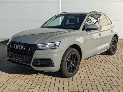 Grau Gebraucht 2019 Audi Q5 Sport SUV | 18.980 € (Fairer Preis)