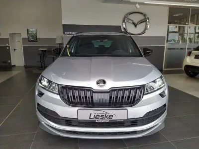 Gebraucht Skoda Karoq SportLine 150 PS (110 kW) 2021 Brilliantsilber metallic SUV