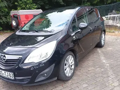 Gebraucht Opel Meriva Active 120 PS (88 kW) 2013 Schwarz Van / Kleinbus