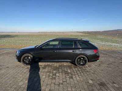 Schwarz Gebraucht 2020 Skoda Superb SportLine Kombi | 28.750 € (Fairer Preis)