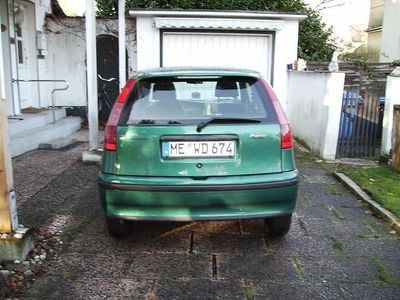 Usata Fiat Punto 82 CV (60 kW) 1997 Verde Utilitaria