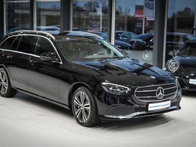 Second-hand Mercedes E400 Avantgarde 330 CP (242 kW) 2022 Negru Break