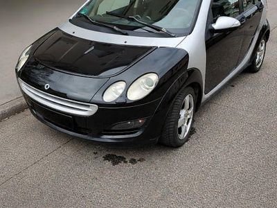 Second-hand Smart ForFour Pure 95 CP (69 kW) 2006 Negru Hatchback