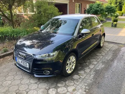 Gebraucht Audi A1 Sportback Ambition 105 PS (77 kW) 2012 Schwarz Kleinwagen