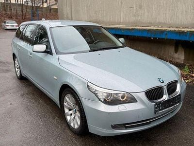 Gebraucht BMW 523 Sport Line 190 PS (139 kW) 2009 Grün Kombi