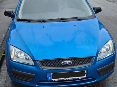 Second-hand Ford Focus 100 CP (73 kW) 2006 Albastru Berlinǎ