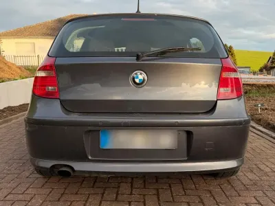 Gebraucht BMW 116 122 PS (89 kW) 2007 Grau Kleinwagen