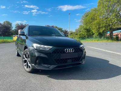 Gebraucht Audi A1 95 PS (69 kW) 2020 Schwarz SUV
